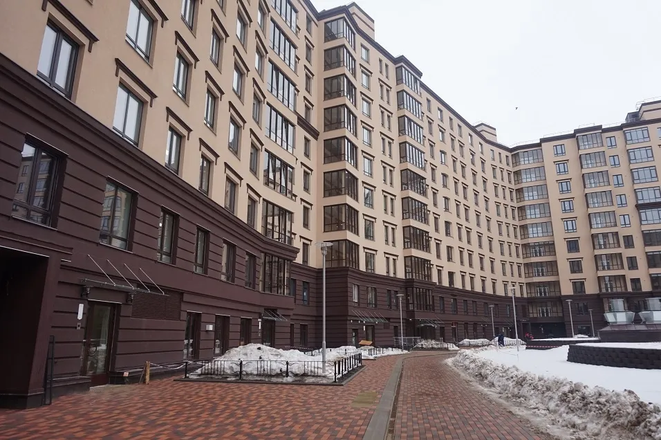 Распределительные <b>коллектор</b>ные узлы и теплосчетчики SANEXT в ЖК «Остров»